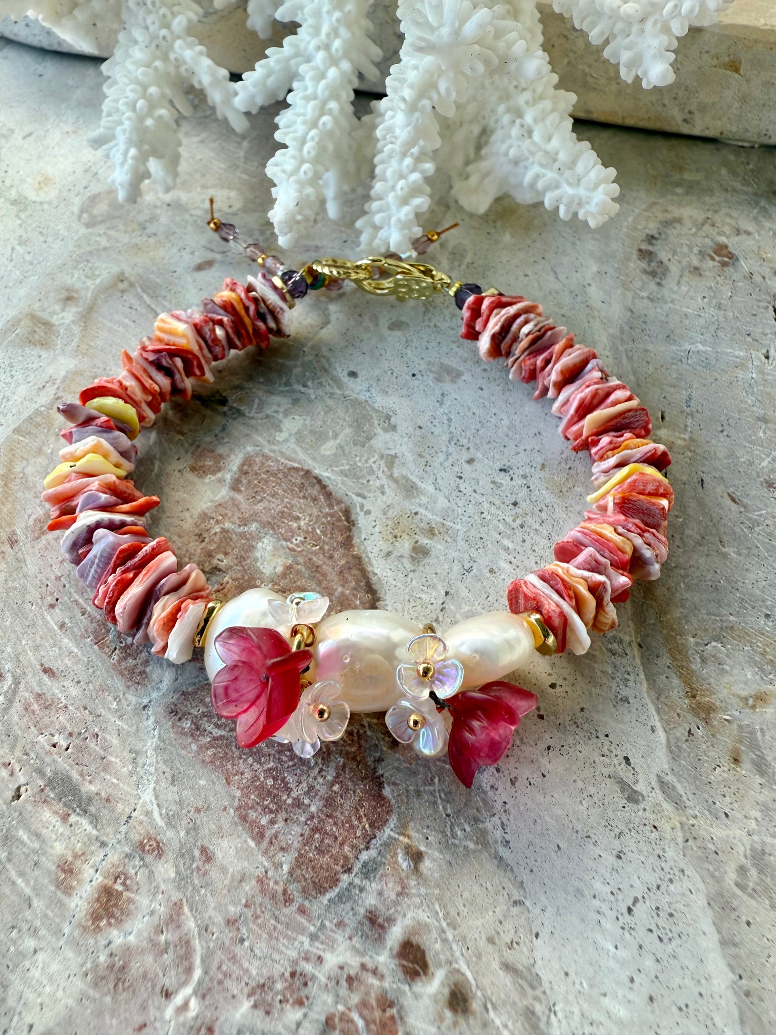 Pink Flower Shell Beaded Pearl Bracelet