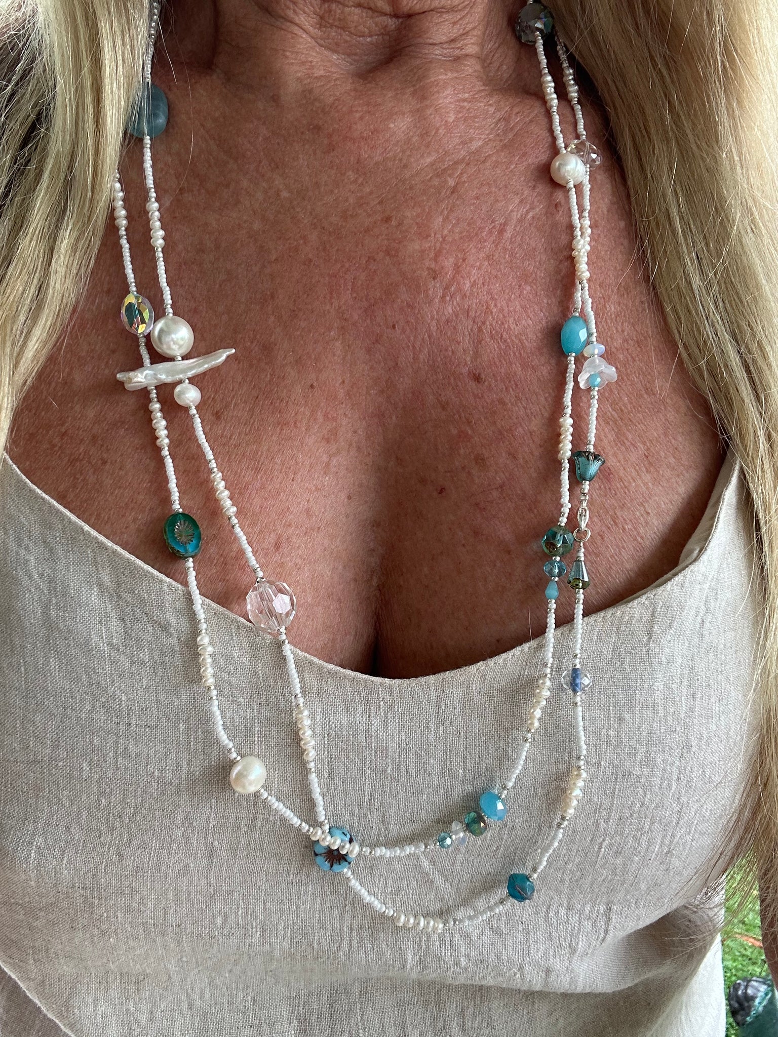 Seed Bead Crystal Pearl Necklace