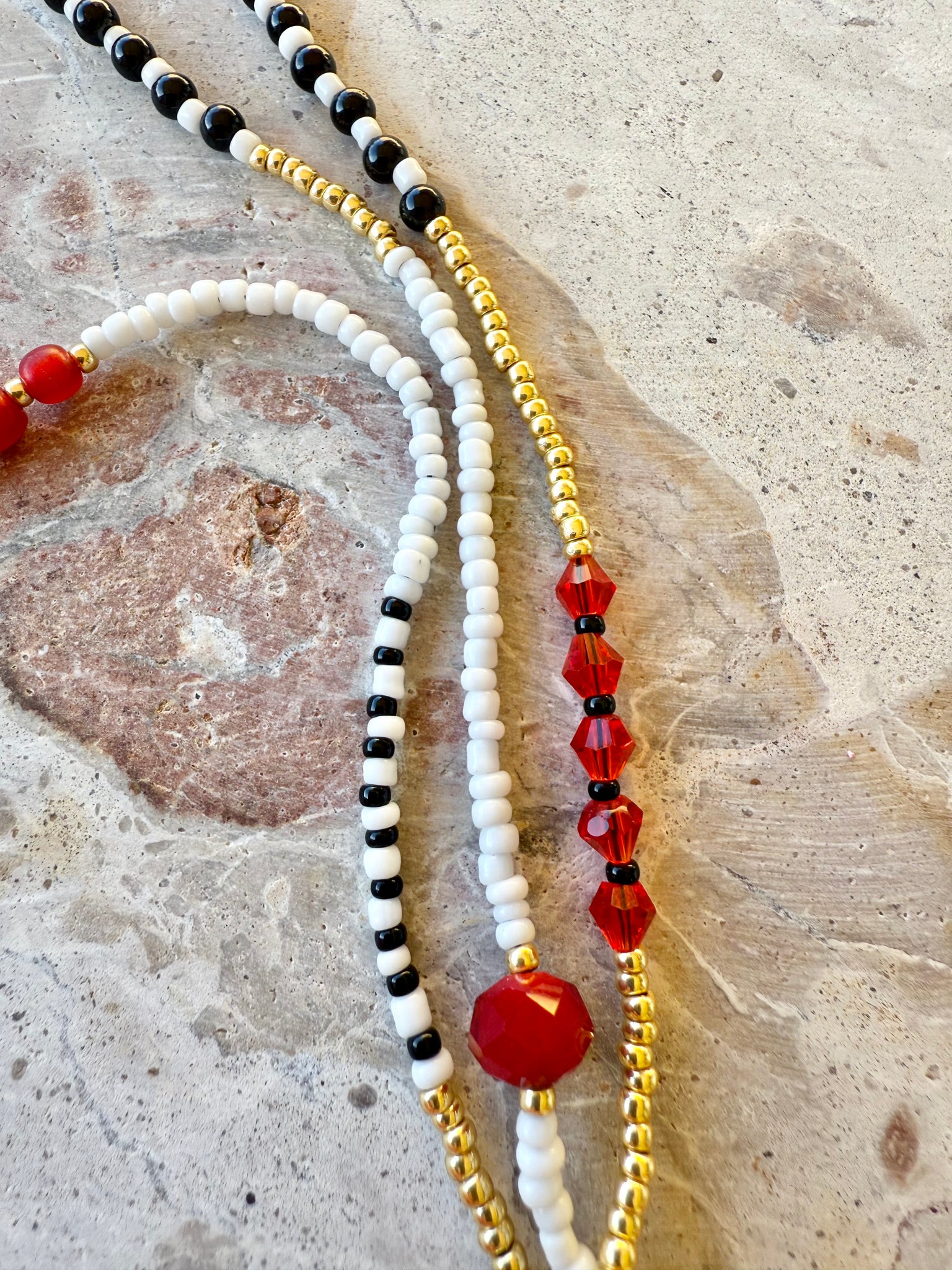 Positano Red White Black Charm Seed Bead Necklace