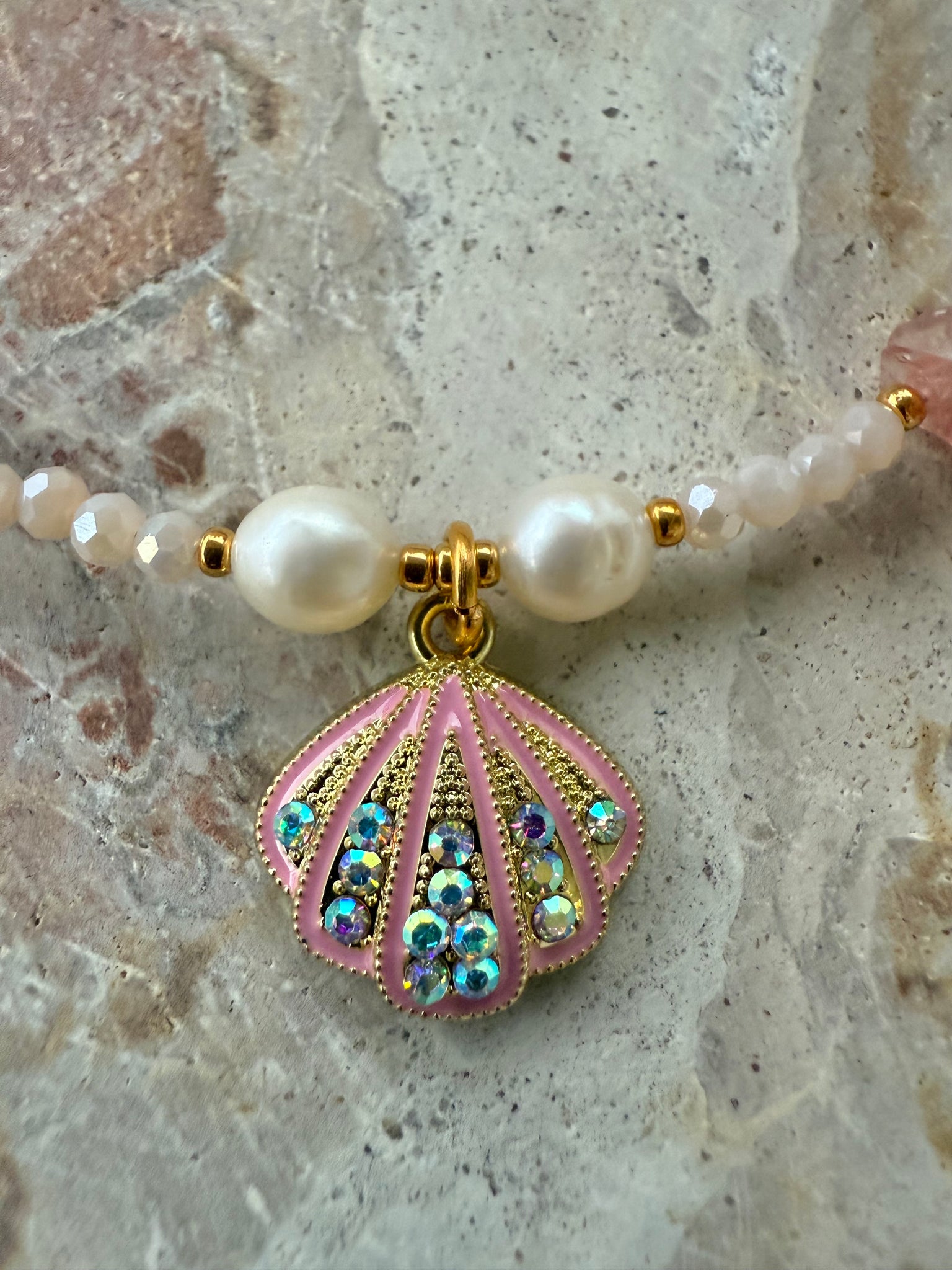 Pink Stone Chip Pearl Anklet