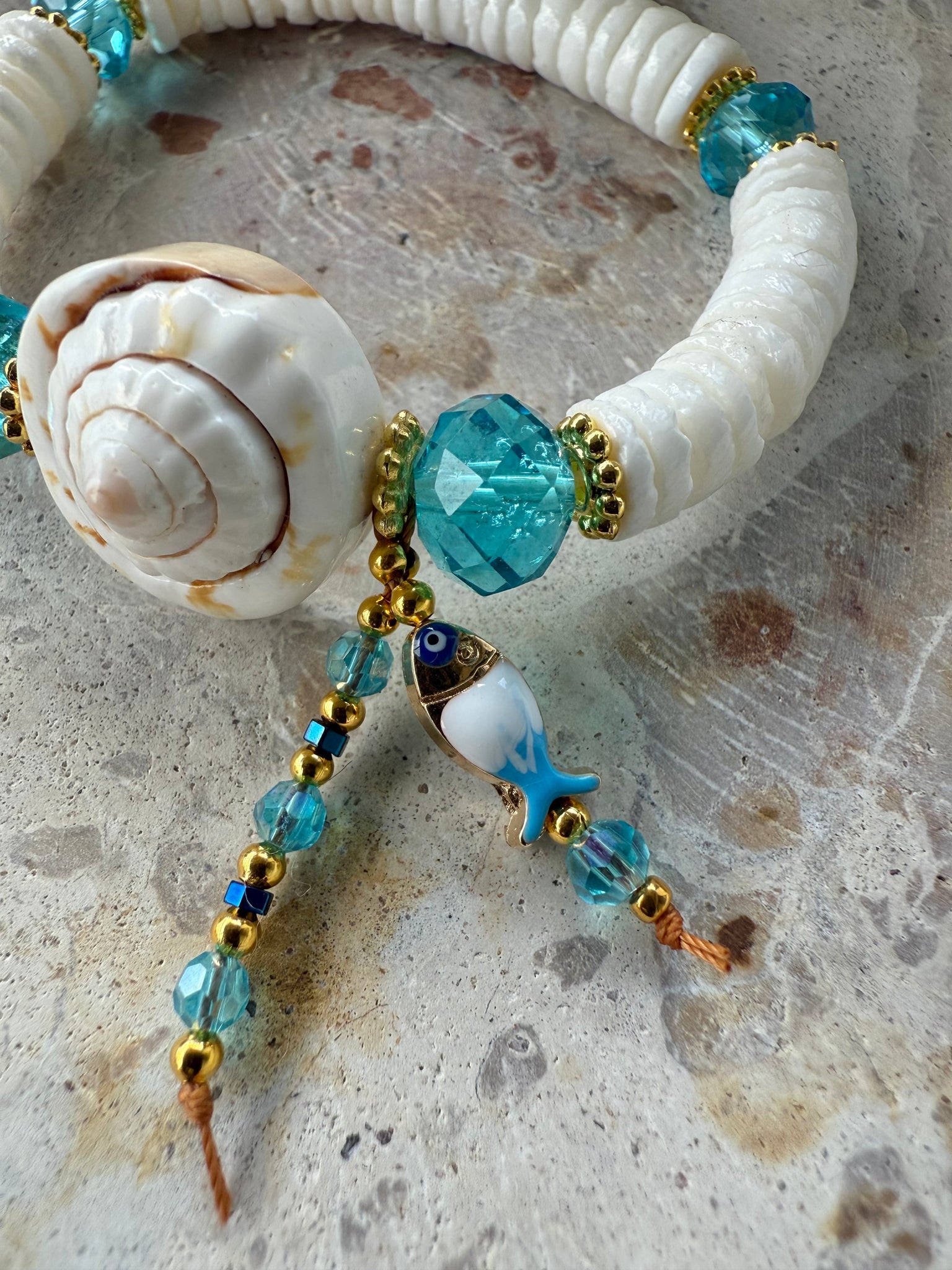 Island White Heishi Shell Crystal Bracelet