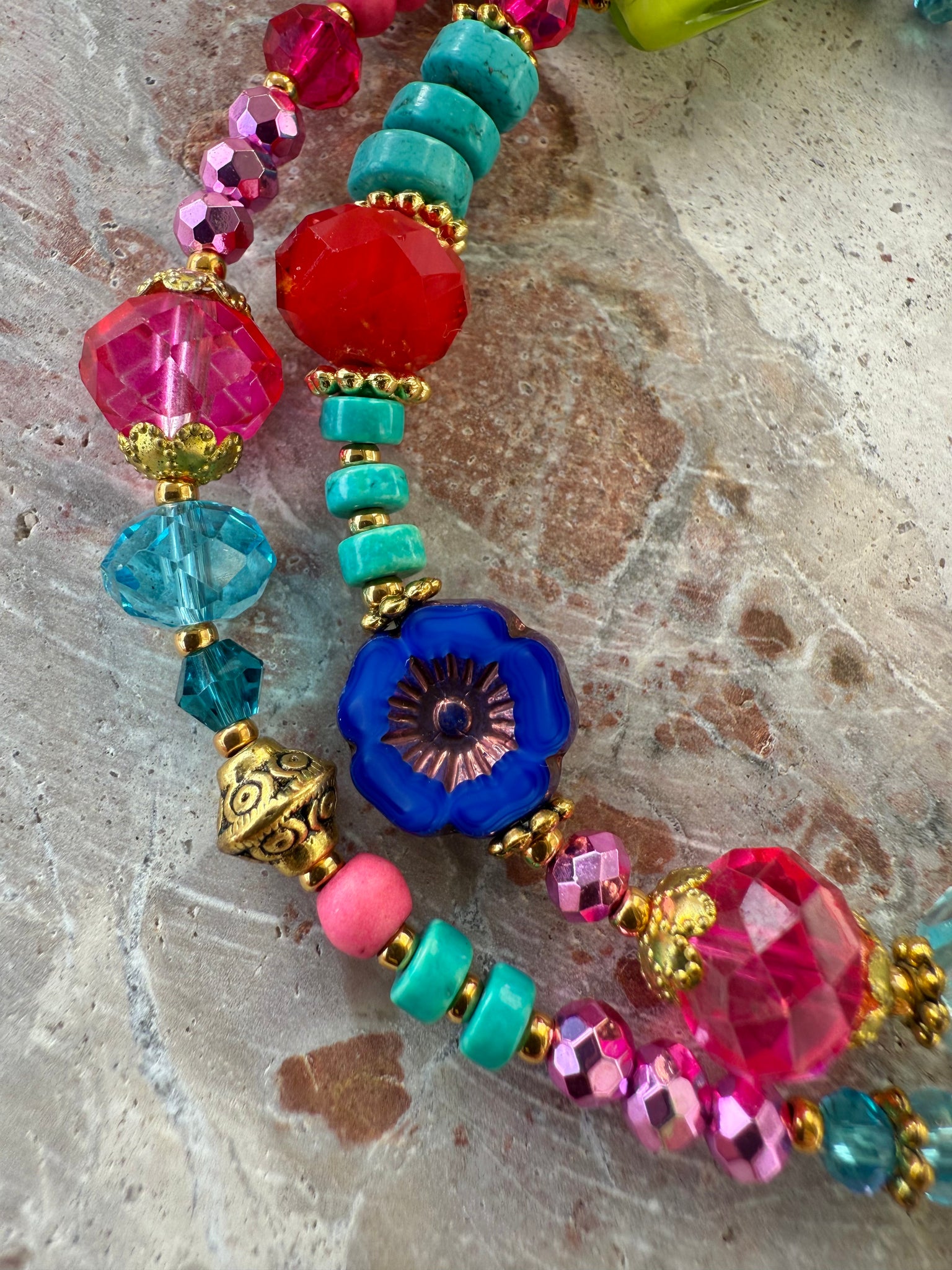 Crystal Heart Charm Beaded Bracelet