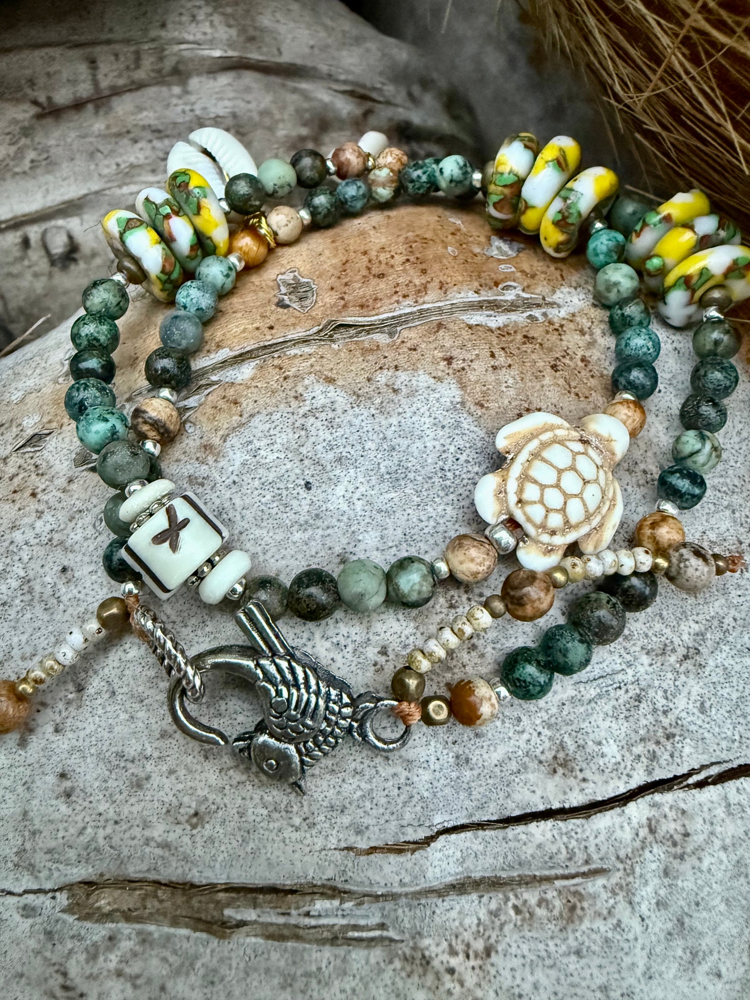 Turquoise Stone Beaded Shell Bracelet