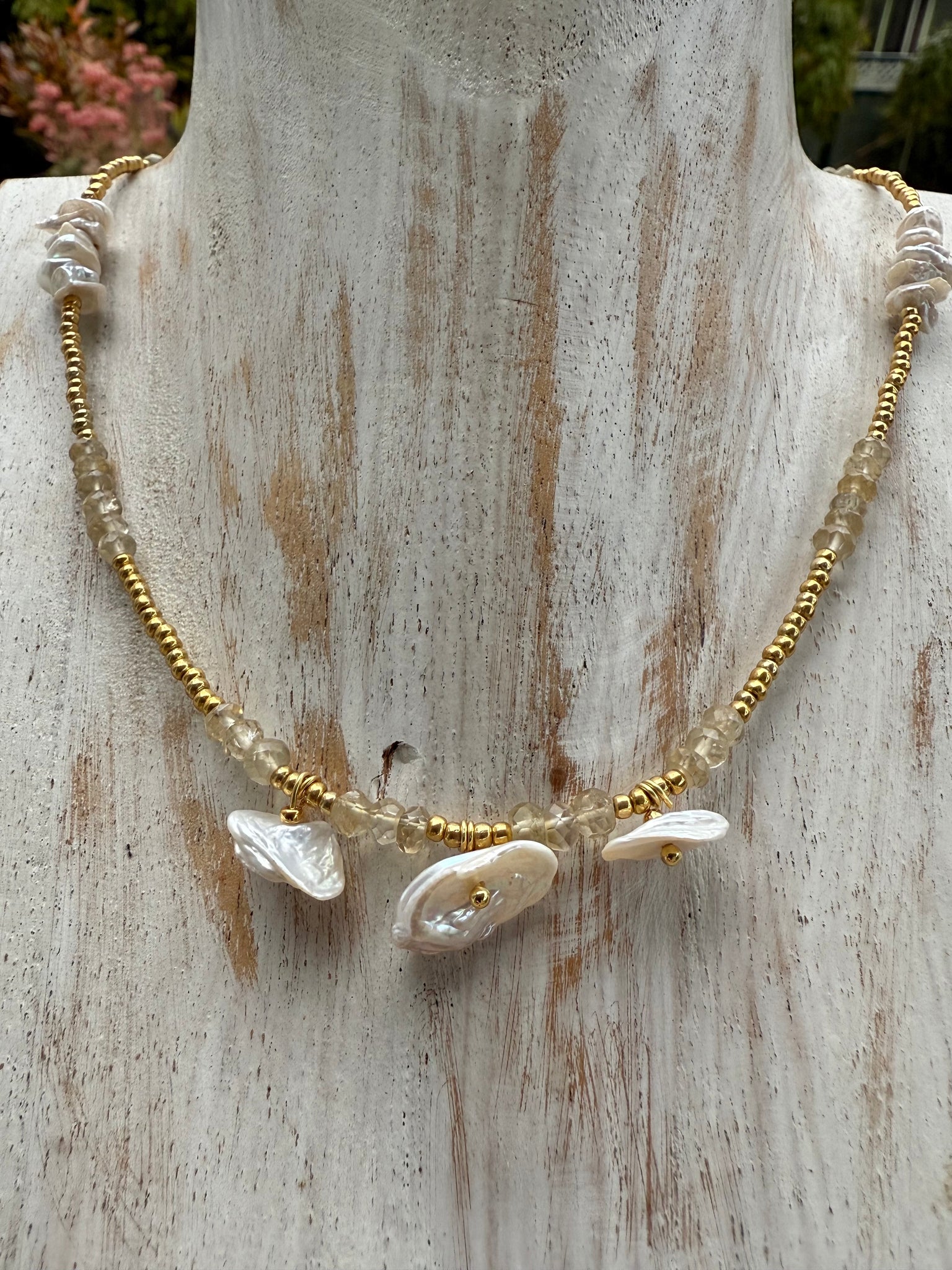 Flower Pearls Gold Seed Bead Choker Necklace
