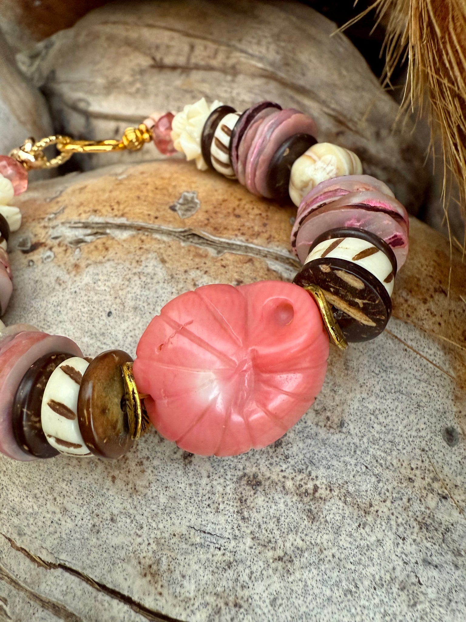 Pink Coral Shell Stone Bracelet