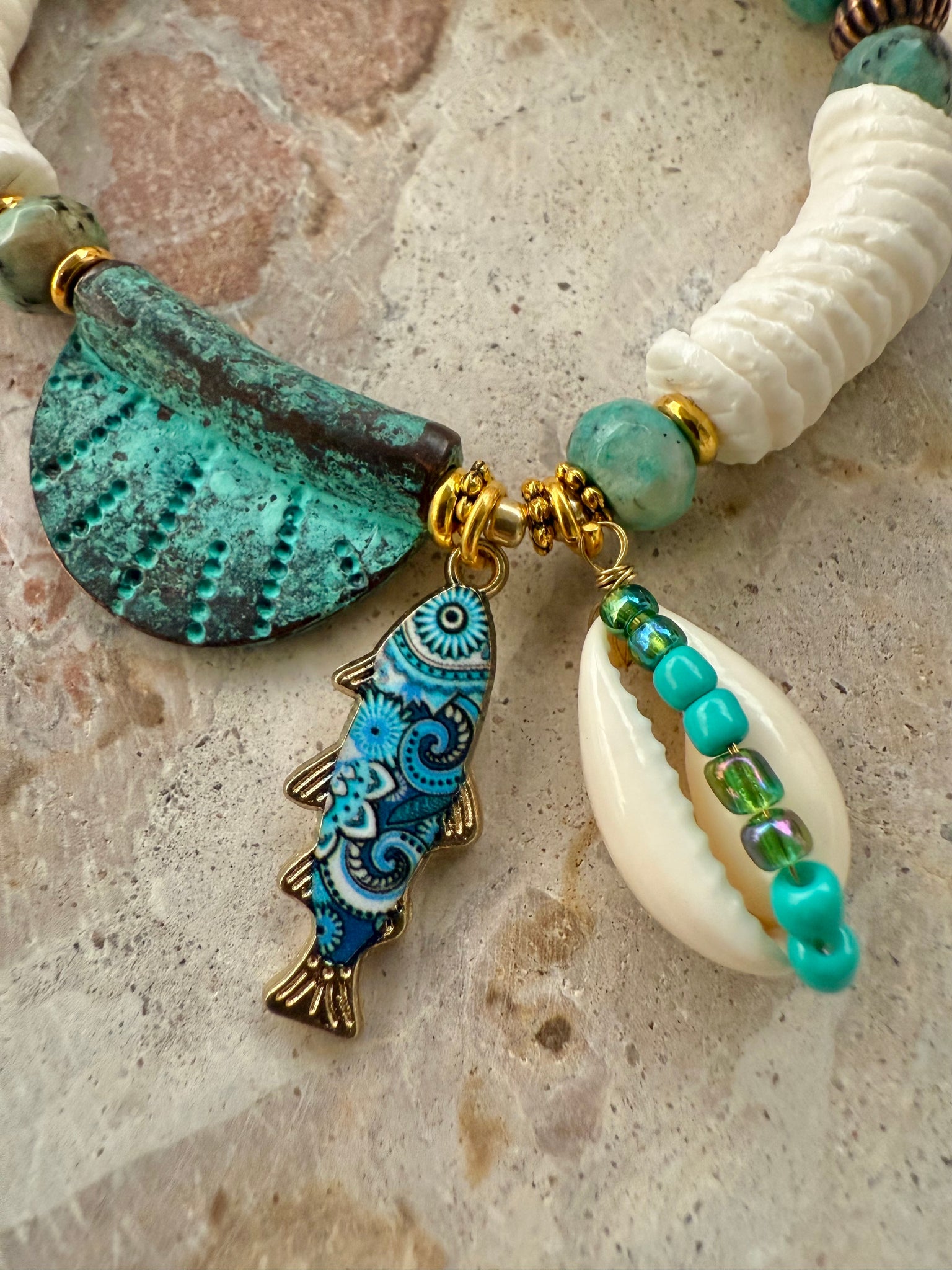 Vintage Charm Shell Turquoise Stone Bracelet