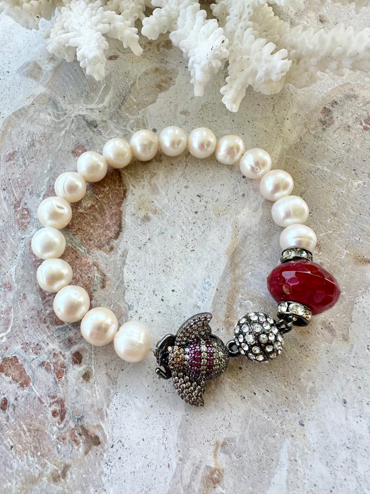 Crystal Bee Charm Pearl Beaded Bracelet