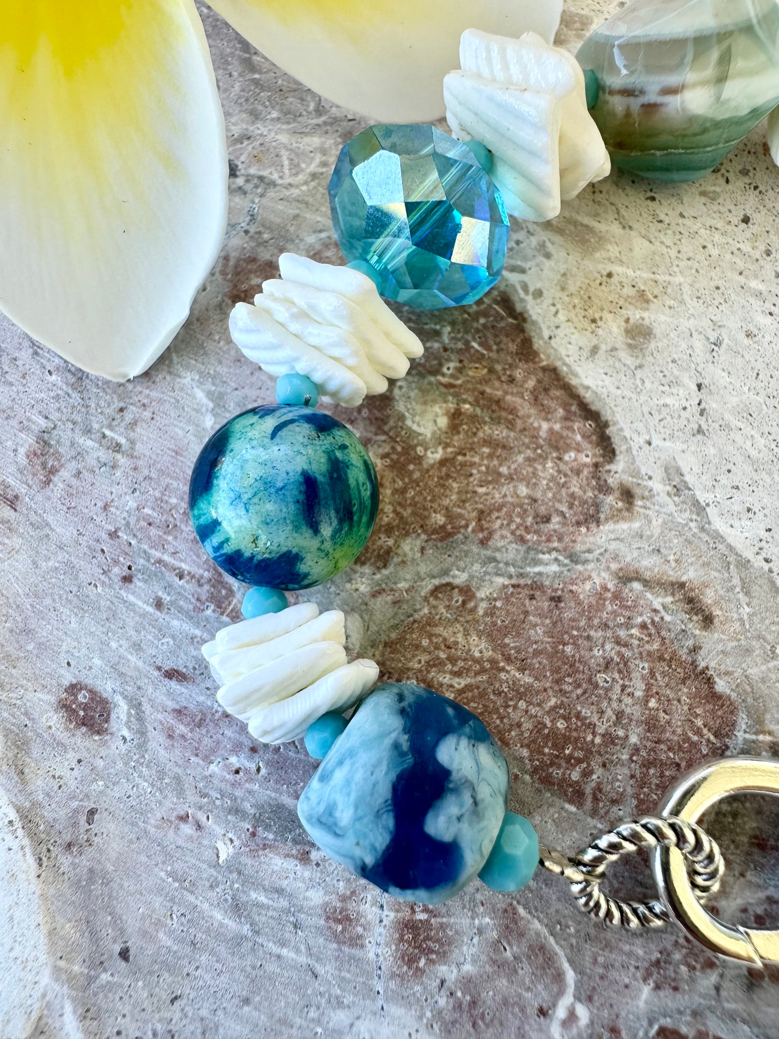 Beach Shell Stone Beaded Bracelet