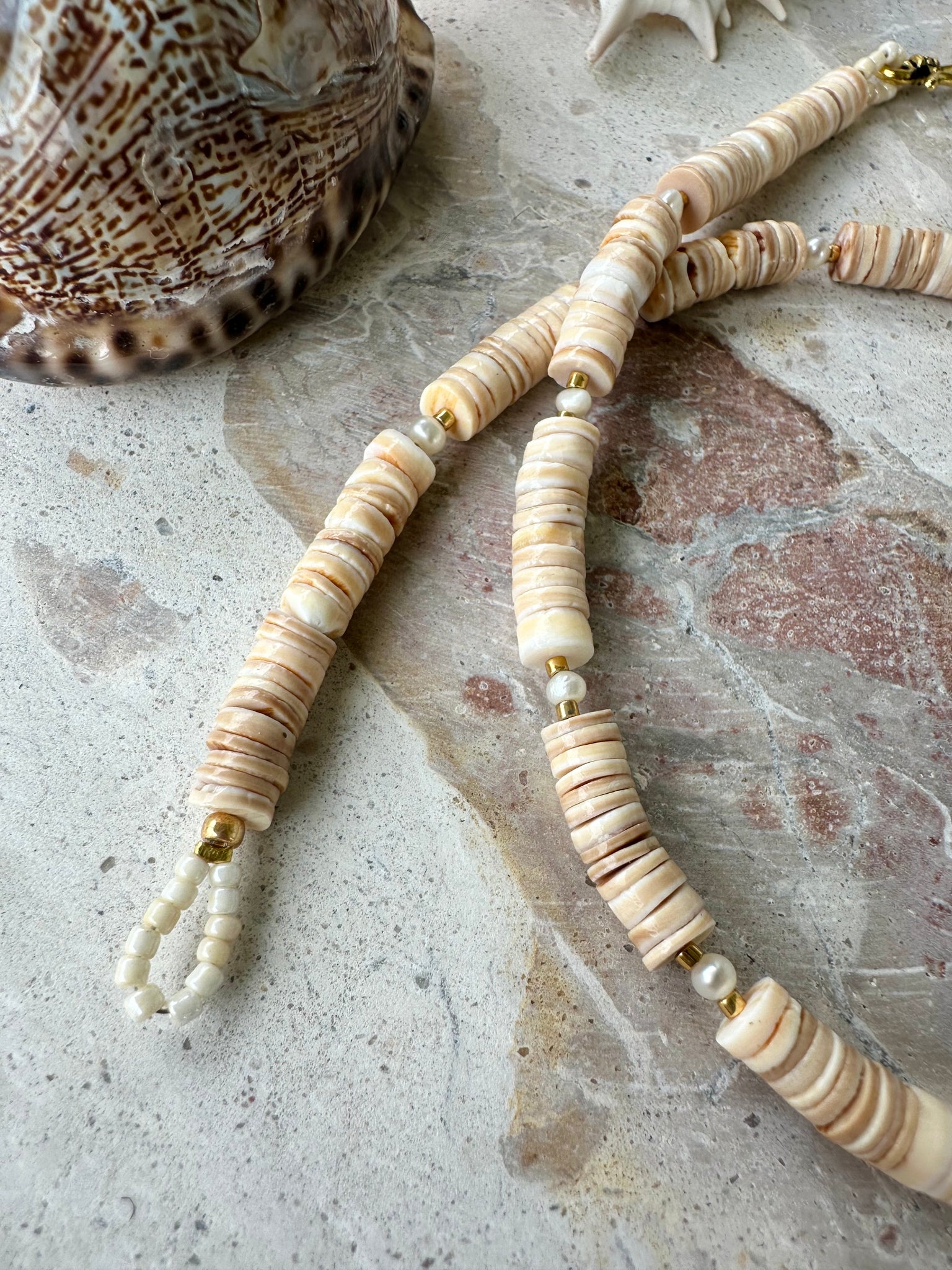 Quartz Crystal Shell Beaded Choker