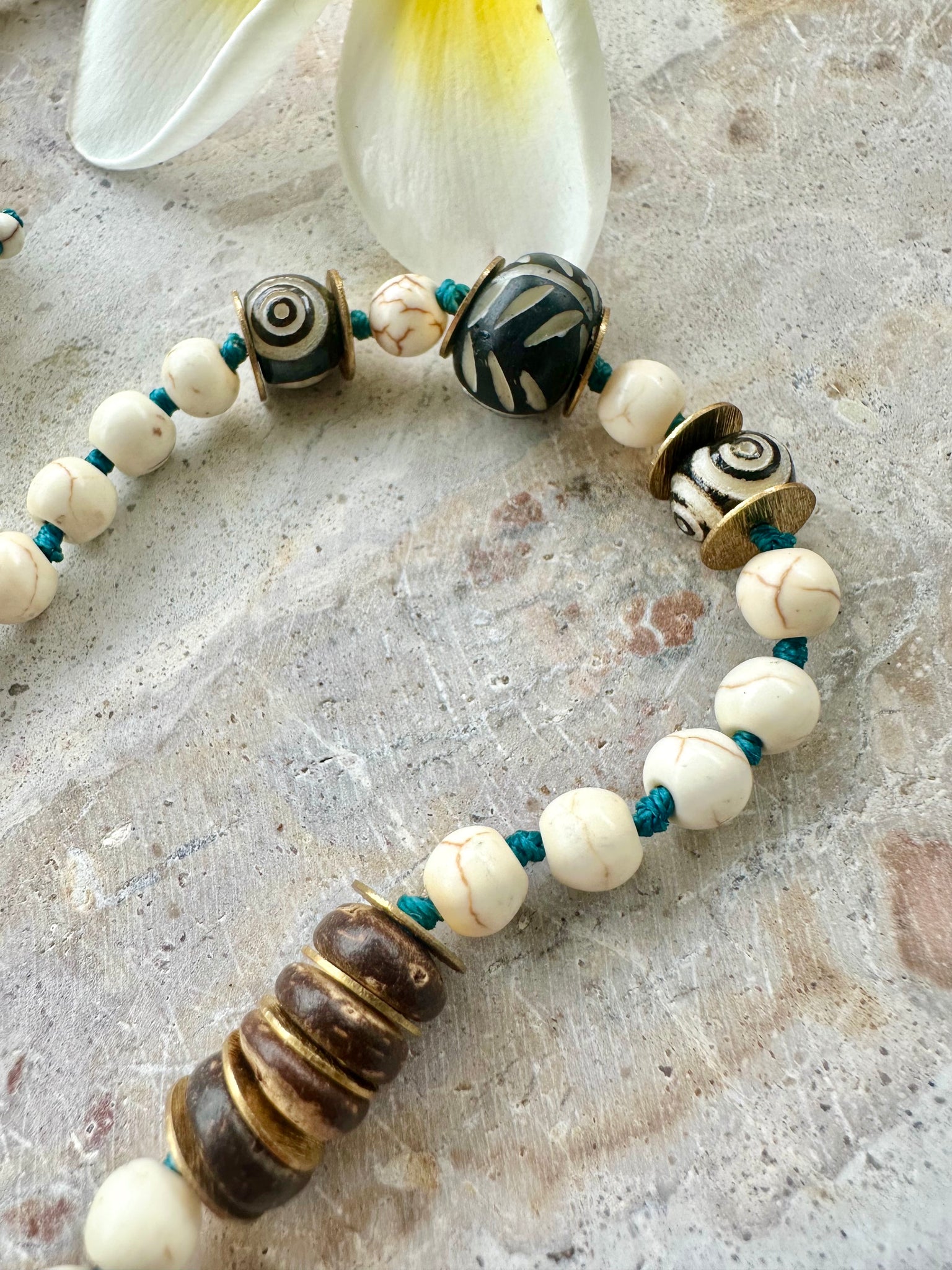 Tribal Shell Knotted Beaded Necklace