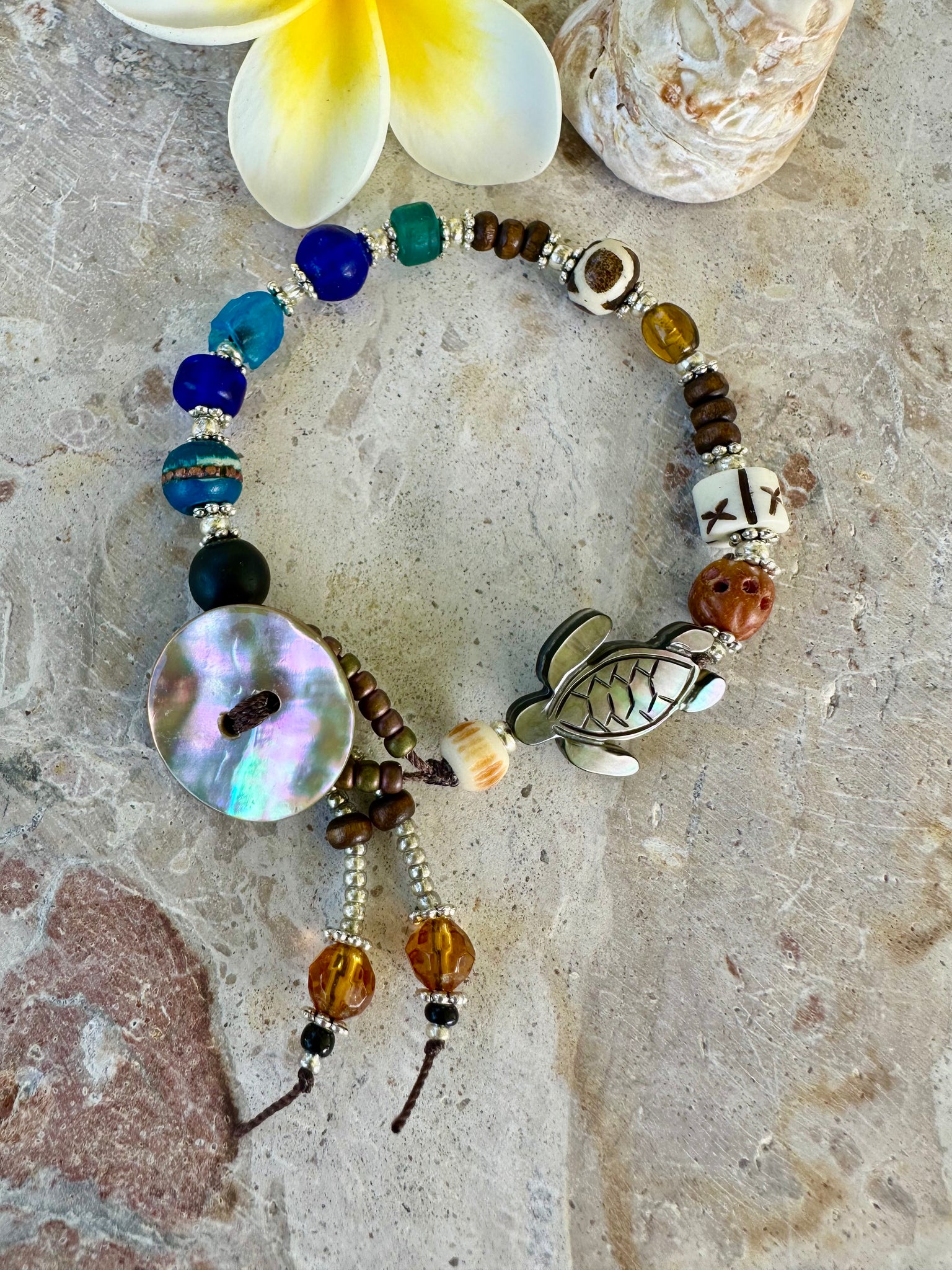 Ocean Beaded Shell Charm Bracelet