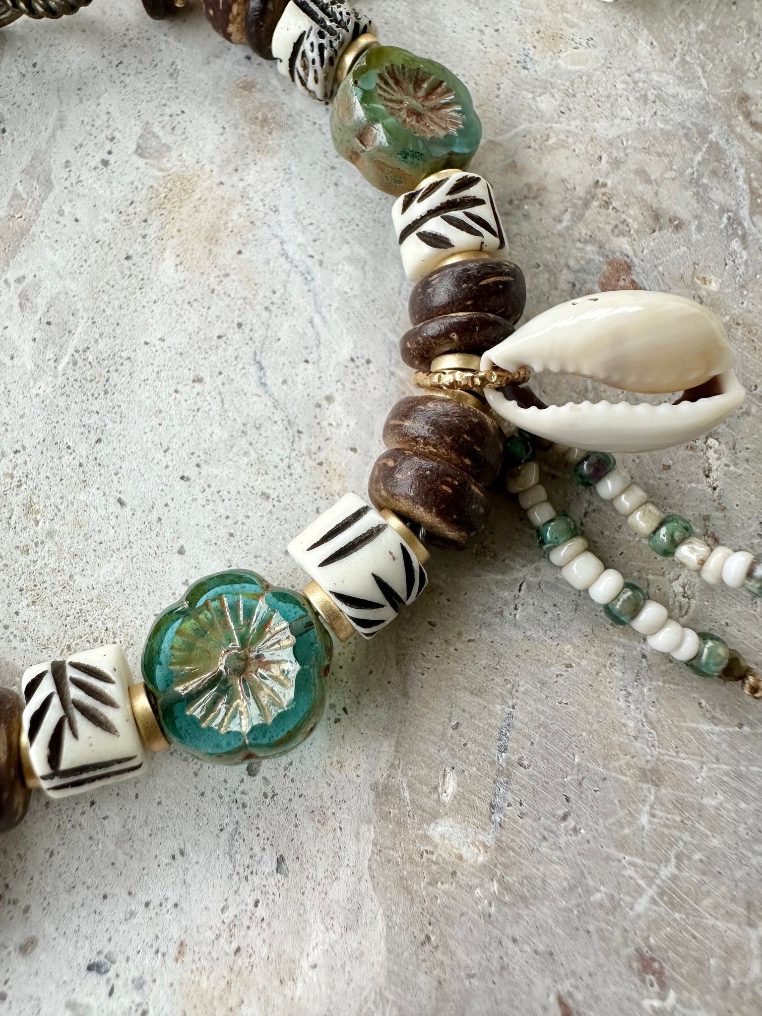 Hawaii Cowrie Shell Bracelet