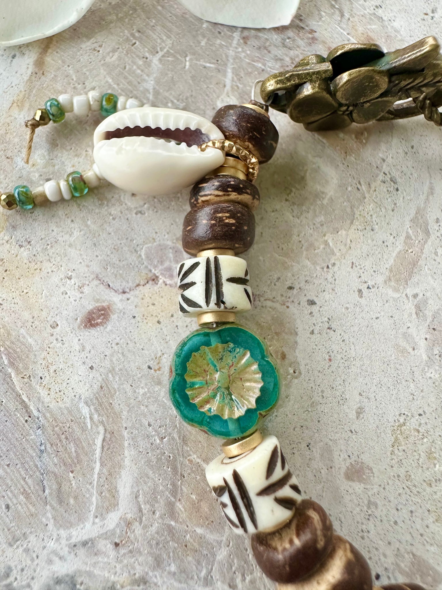 Hawaii Cowrie Shell Bracelet