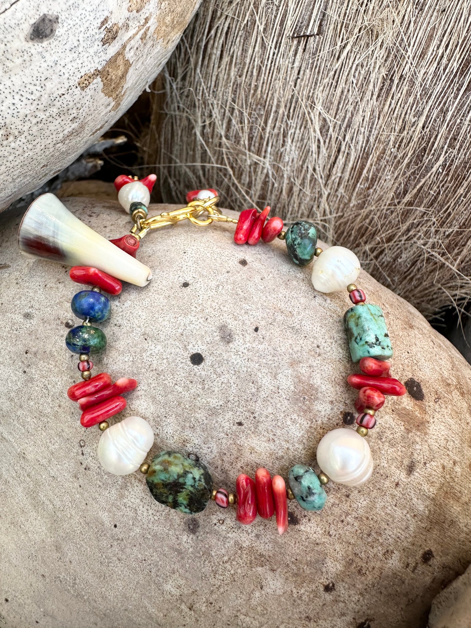 Turquoise Shell Beaded Bracelet
