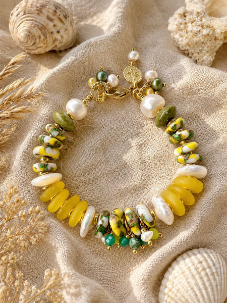 Summer Breeze Ocean Pearl & Trade Bead Bracelet