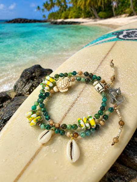 Turquoise Stone Beaded Shell Bracelet