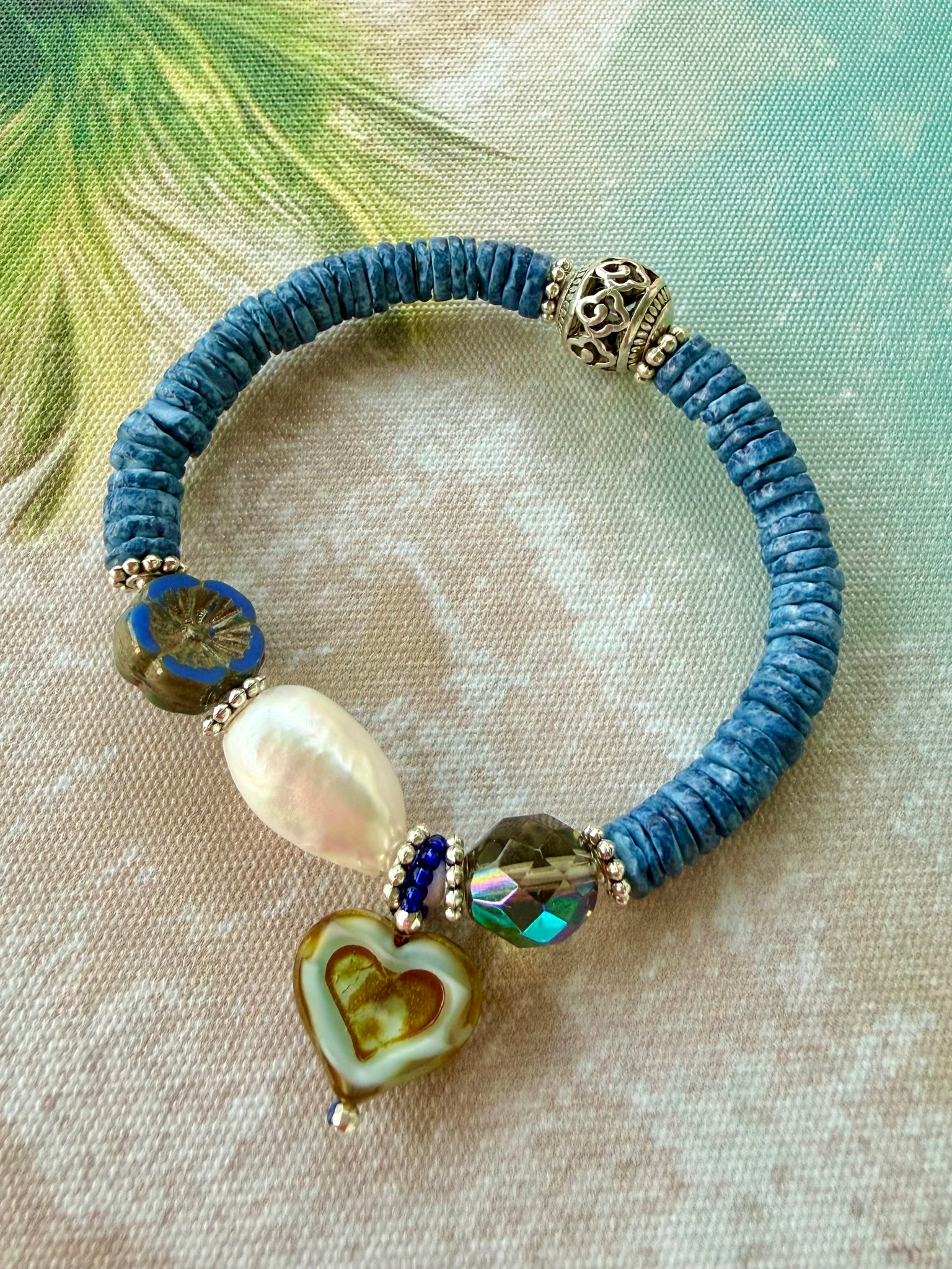 Island Blue Shell Pearl Bracelet