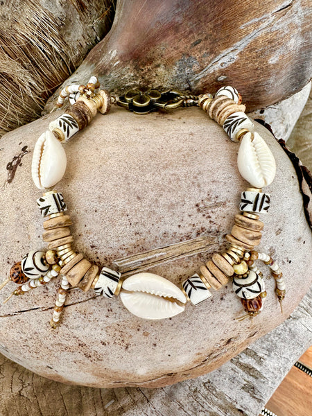 Zanzibar Island Cowrie Shell Bracelet