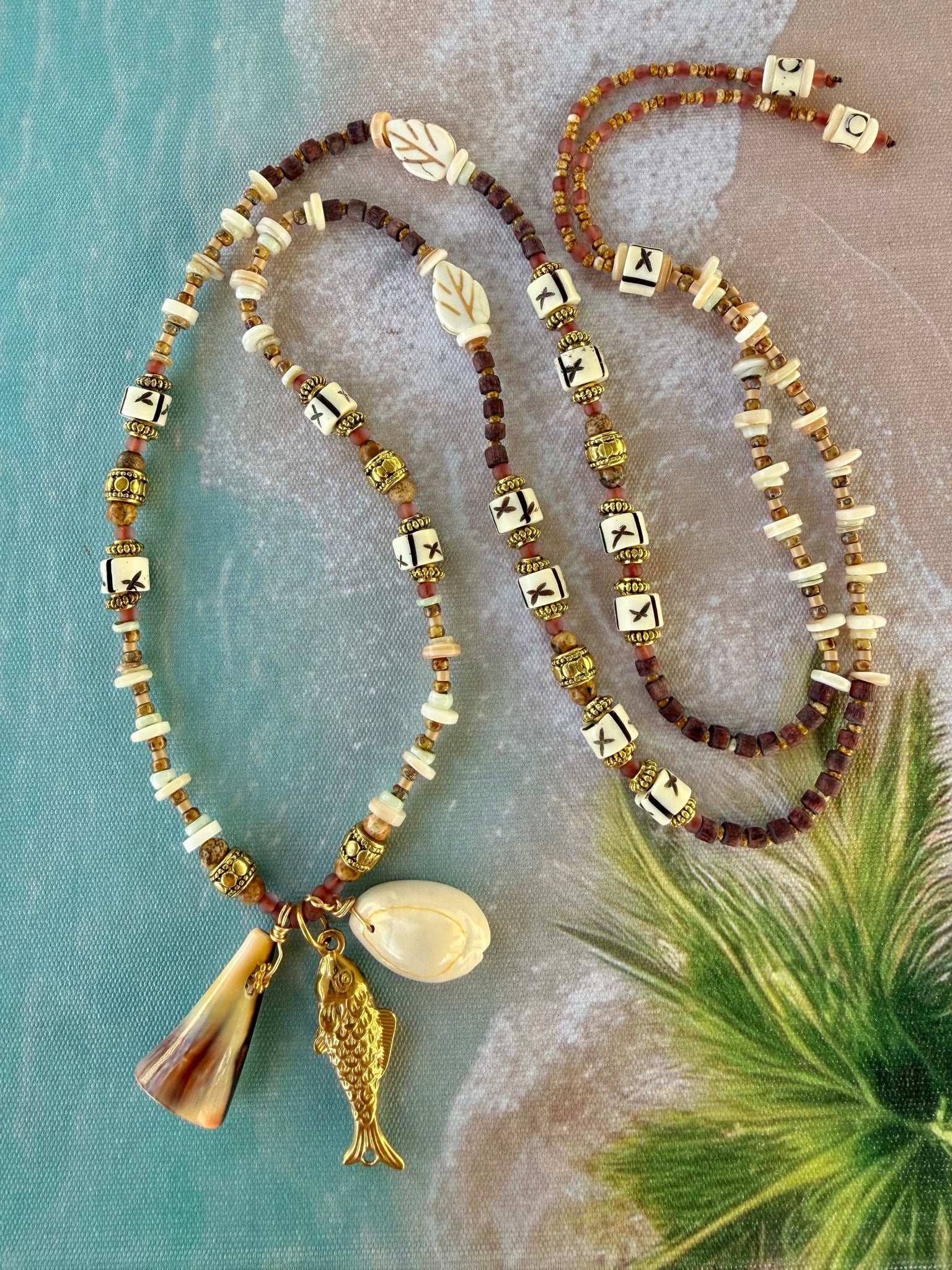 Island Soul Shell & Fish Necklace