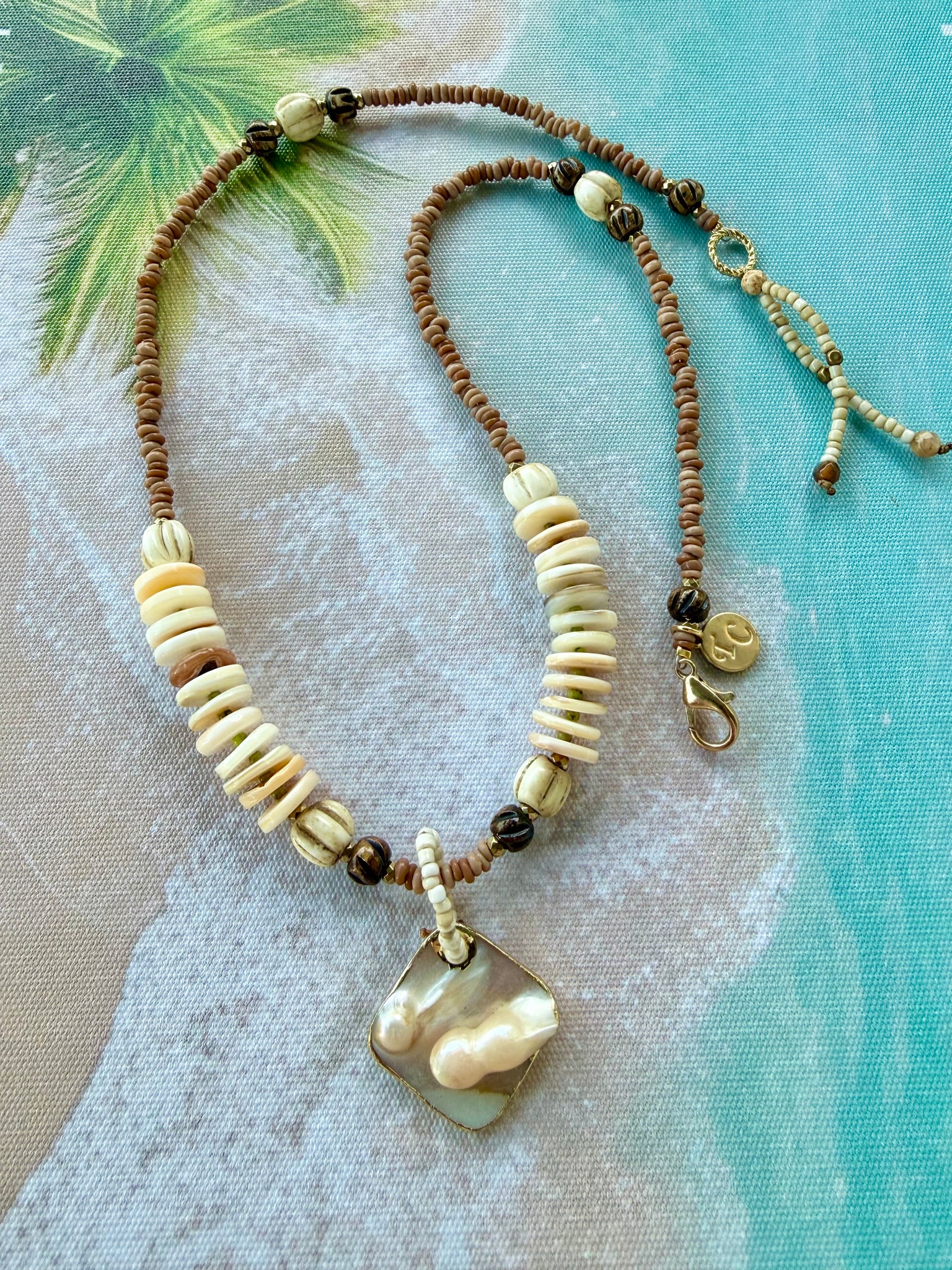 Bali Shell Pearl Pendant Necklace