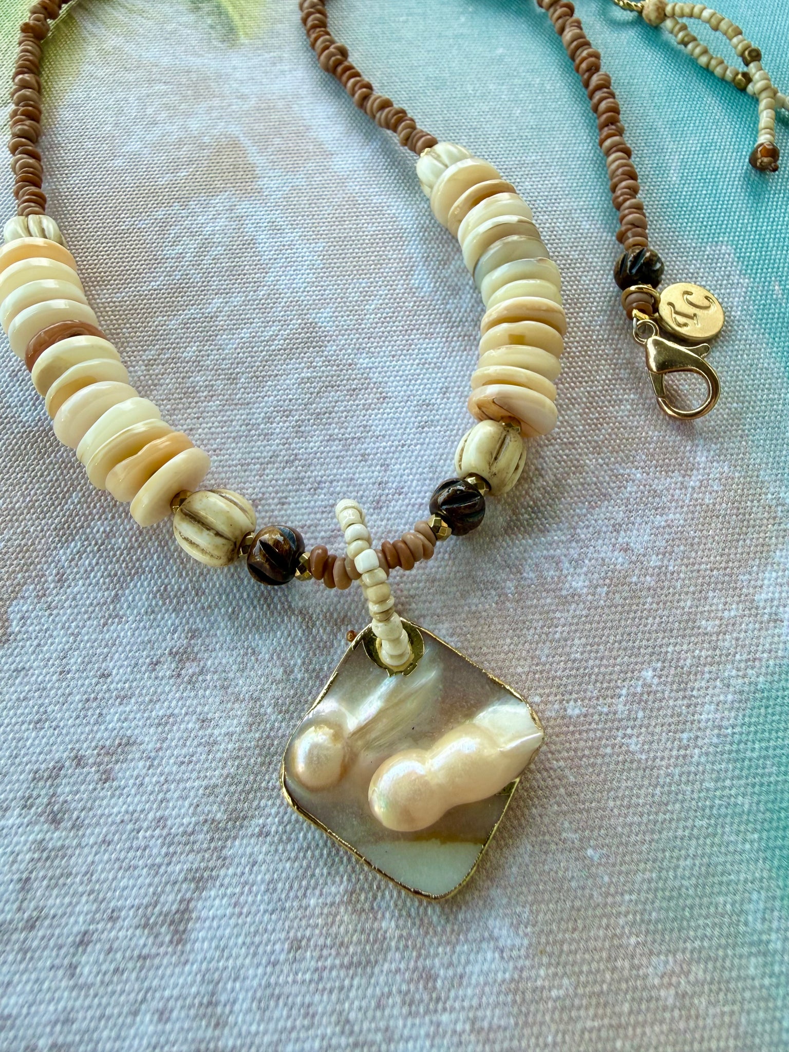 Bali Shell Pearl Pendant Necklace