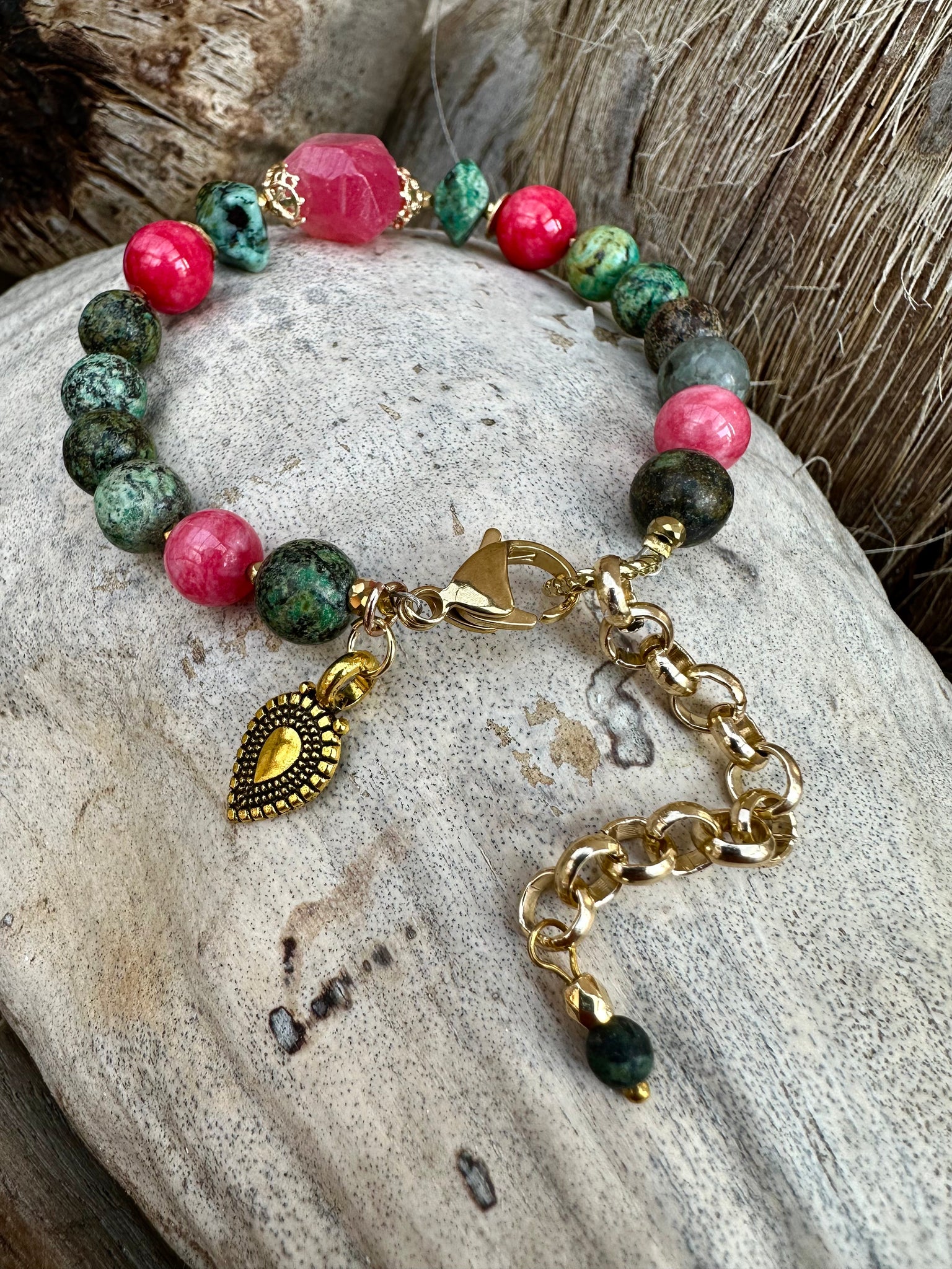 Turquoise Stones Beaded Bracelet