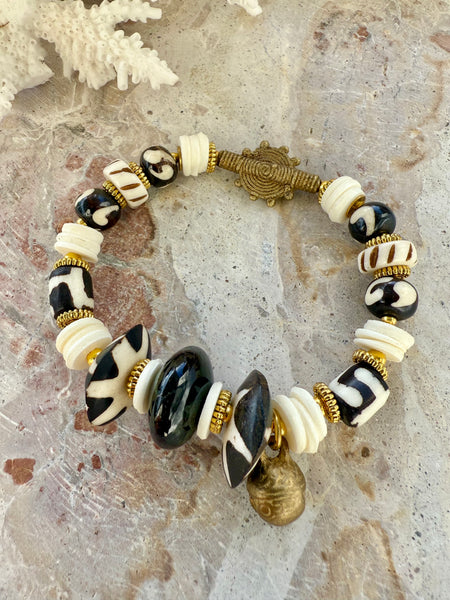 African Tribal Zebra Shell Stone Bracelet