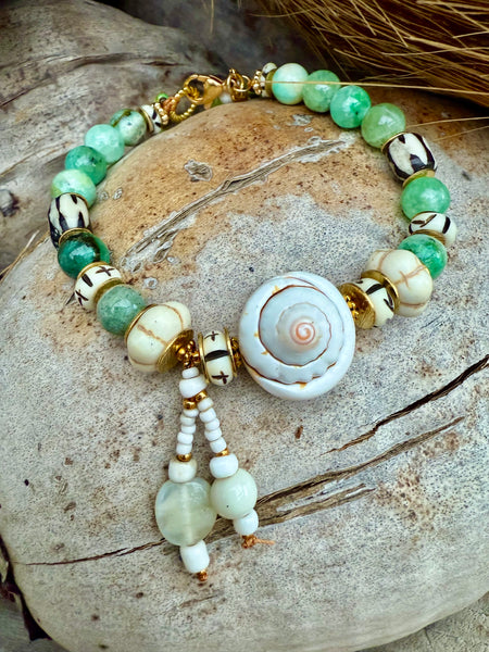Islander Green Shell Beaded Stone Bracelet