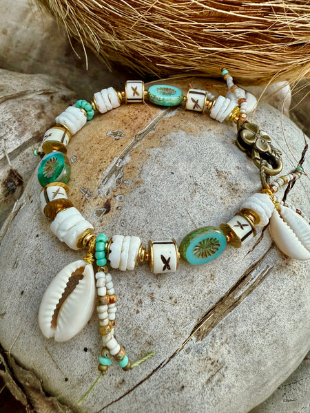 Palm Islander Cowrie Shell Bracelet