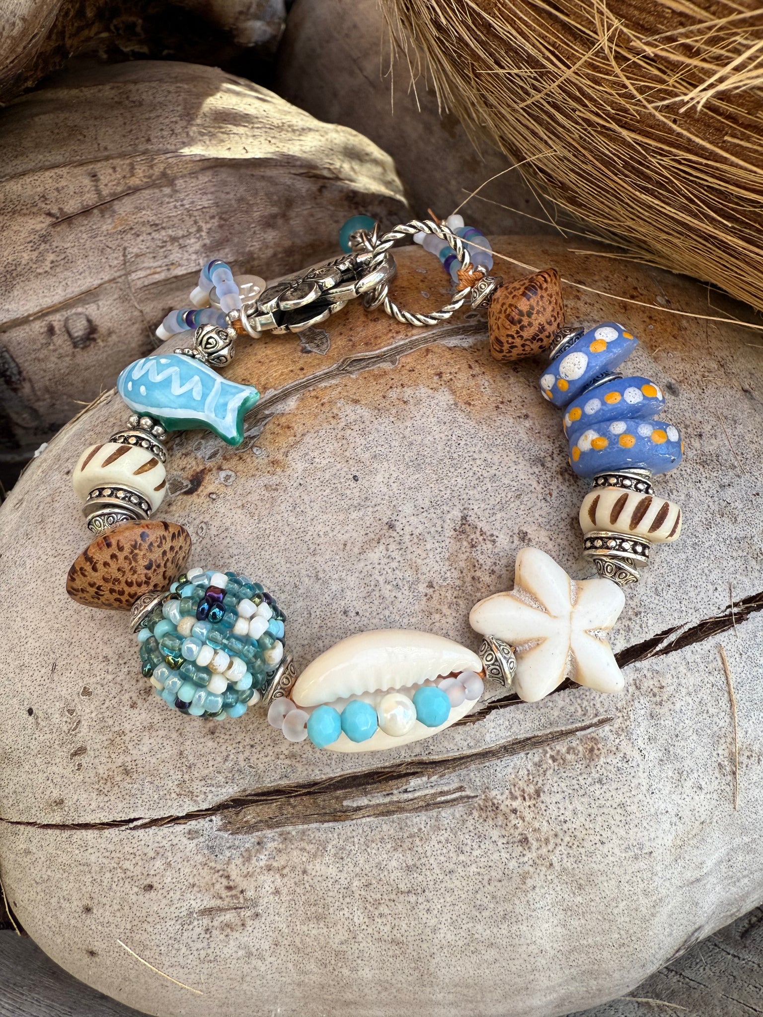 Island Ocean Cowrie Charm Shell  Bracelet
