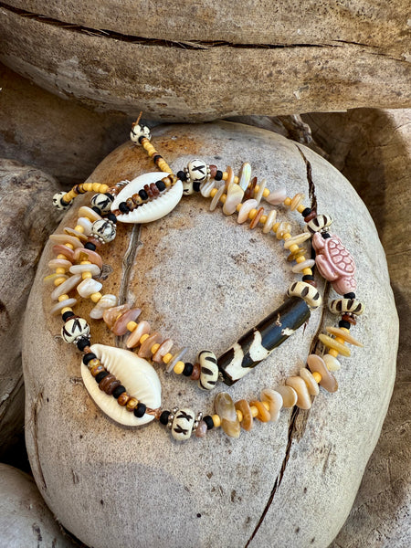 Tribal Cowrie Shell Stone Bracelet