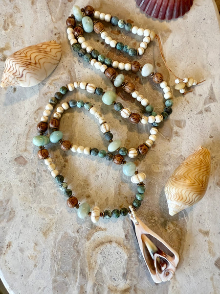 Turquoise Stone Shell Pendant  Necklace