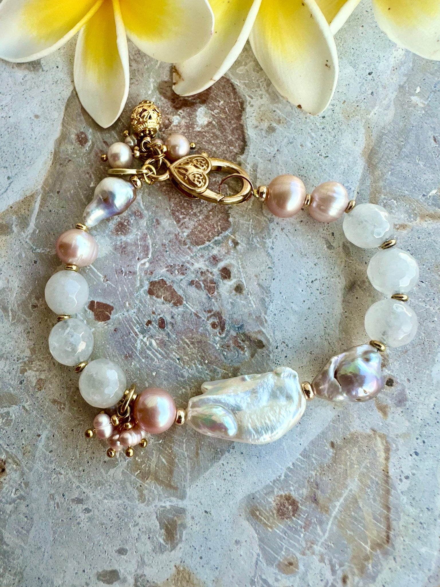 Lux Baroque Pearl Bracelet