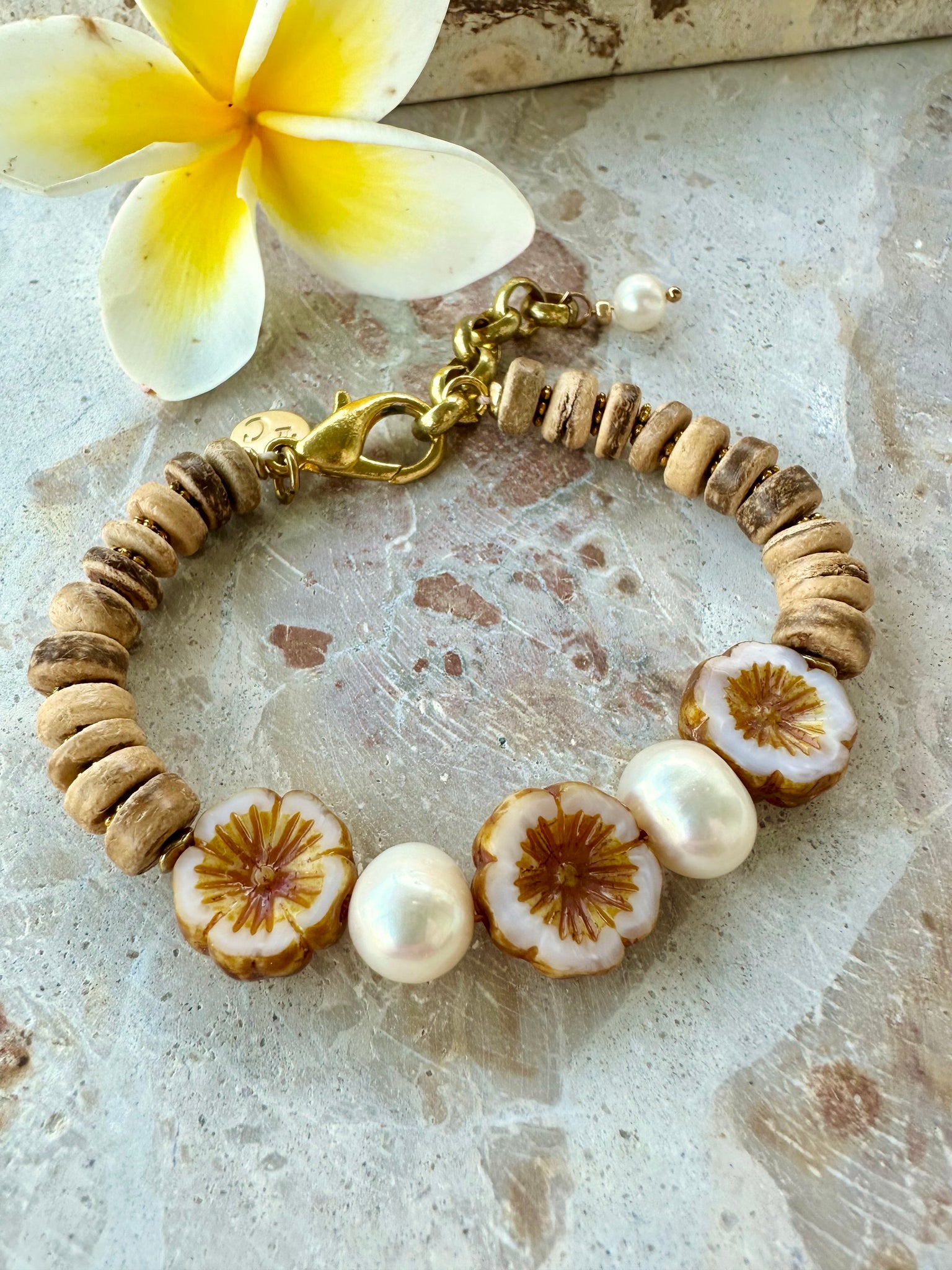 Boho Pearl Beach Shell Bracelet