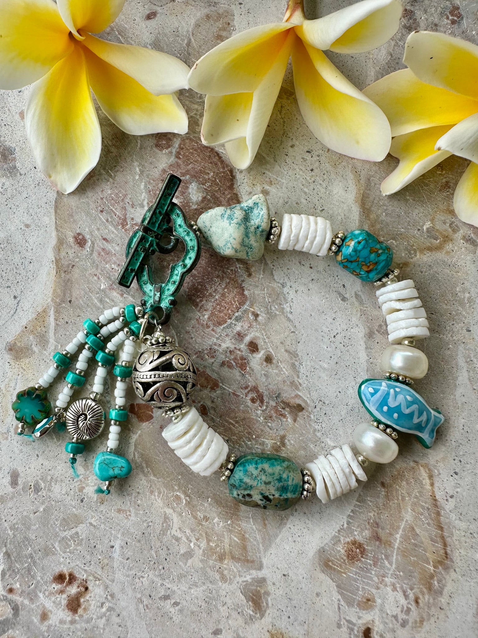 Shell Beaded Bracelet