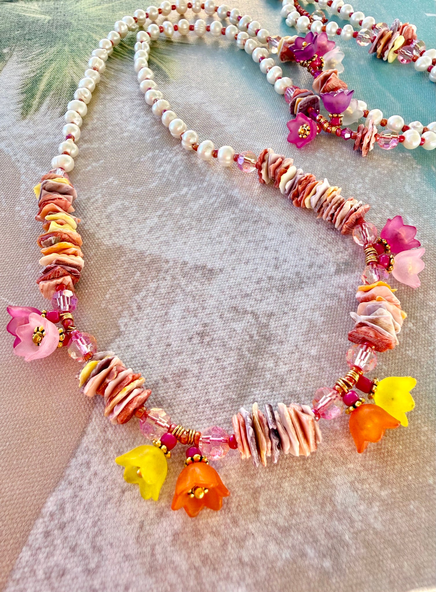 Ocean Reef Flower Shell Pearl Necklace