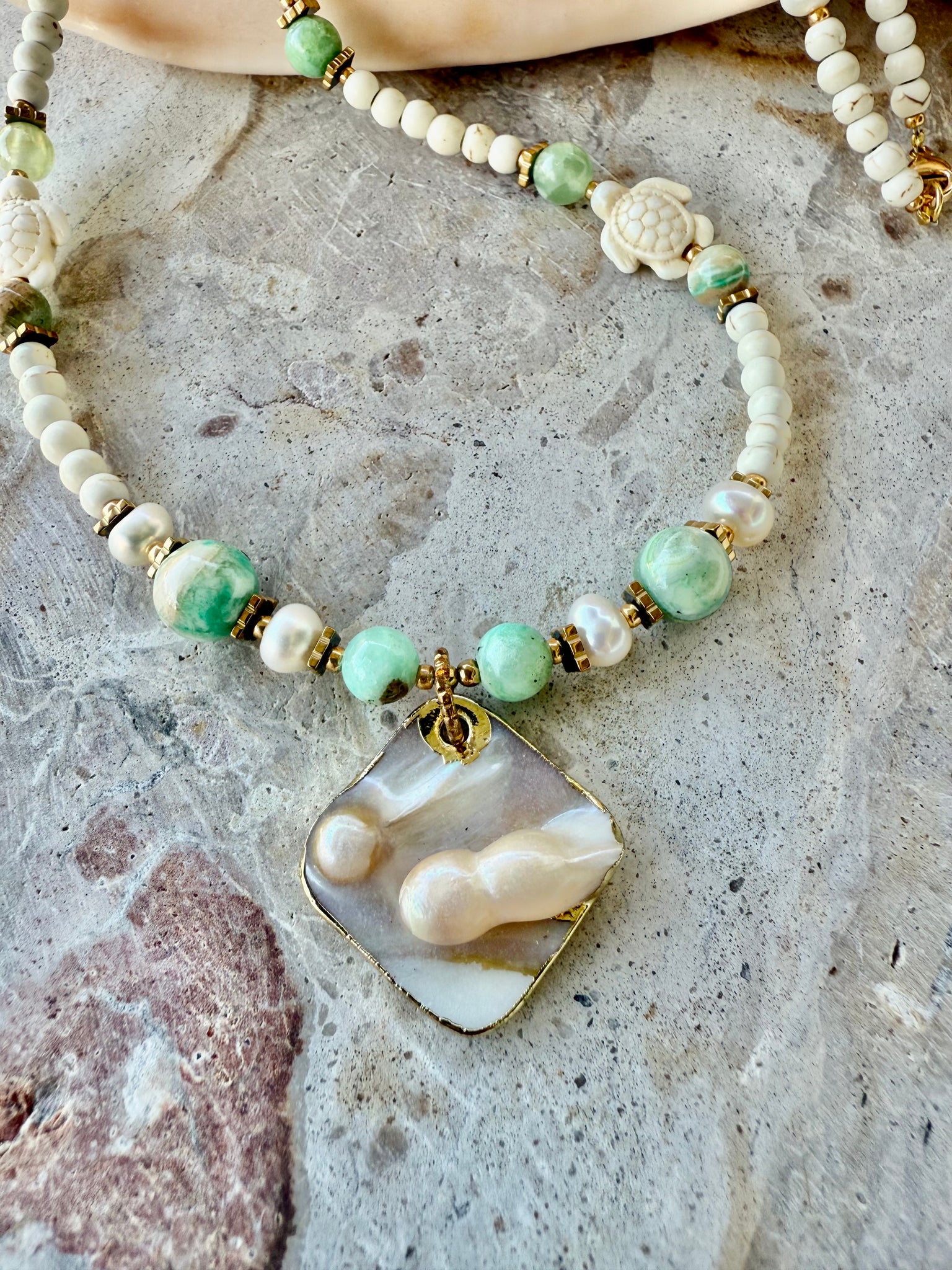 Shell Pearl Beaded Stone Necklace