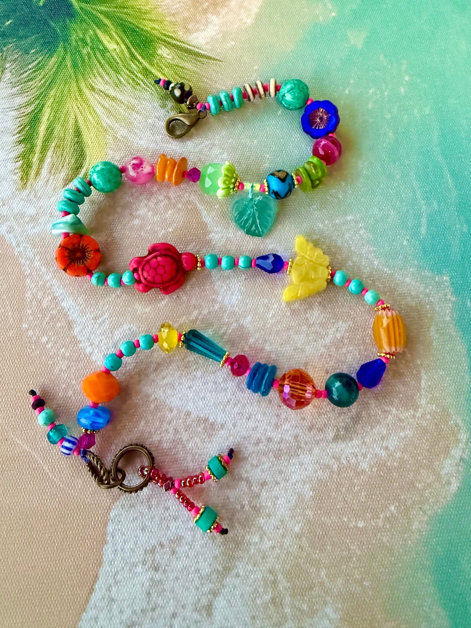 Ocean Treasure Beaded Coloured Bracelet