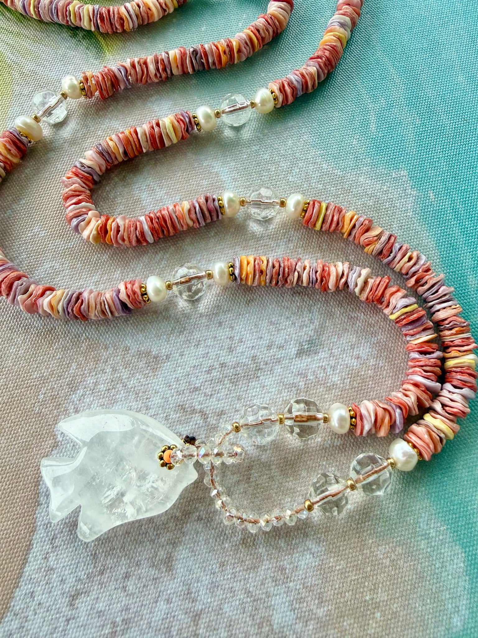 Island Fish Shell Beaded Necklace
