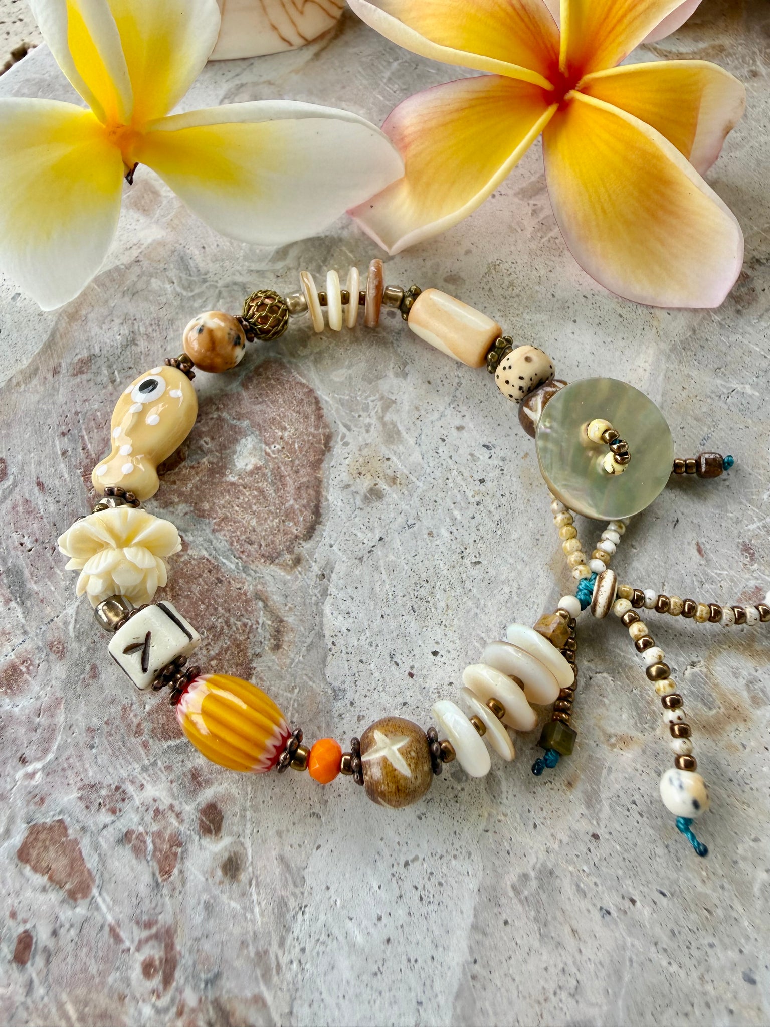 Sandy Beach Charm Shell Bracelet