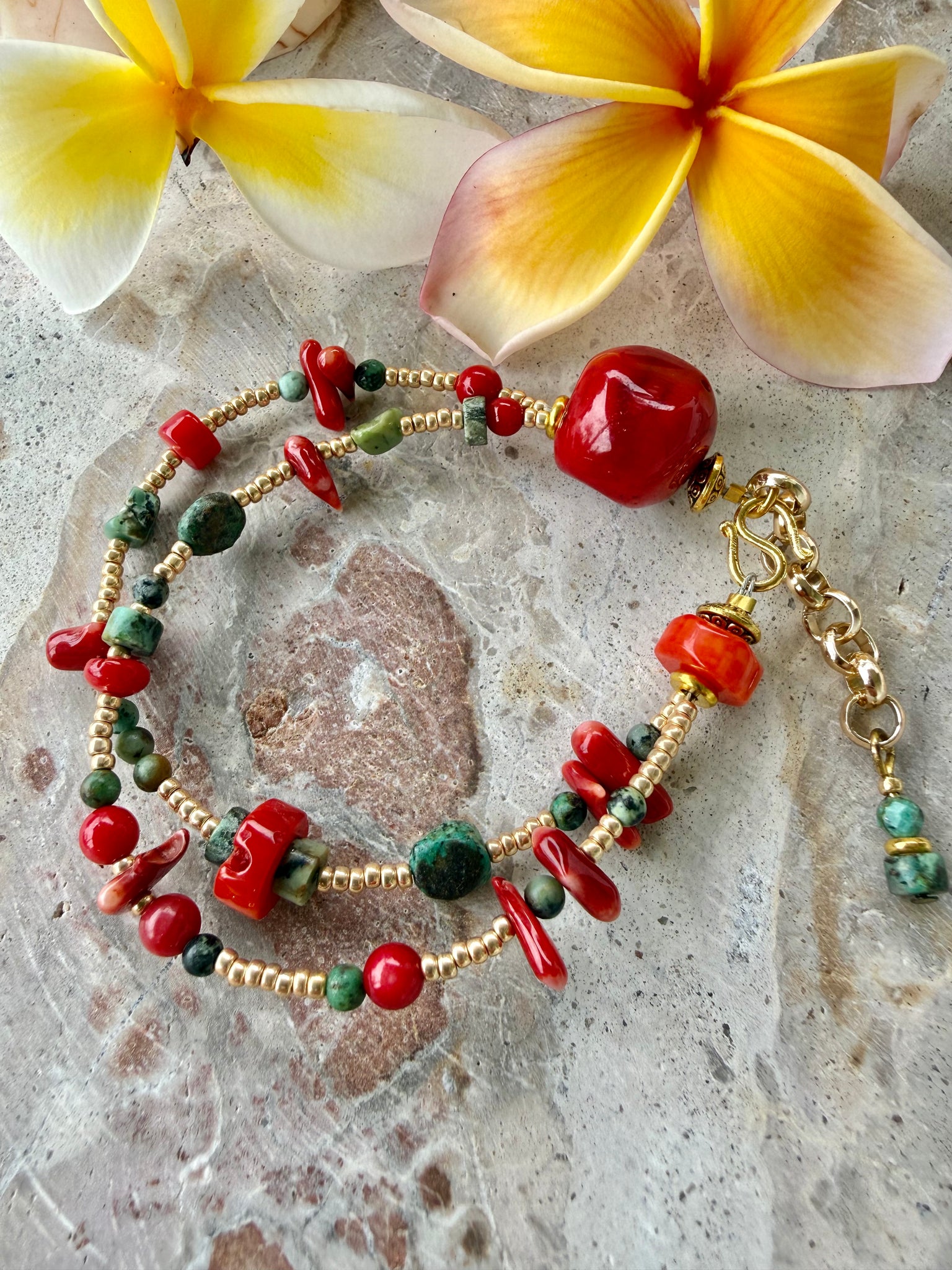 Red Shell Turquoise Seed Bead Bracelet