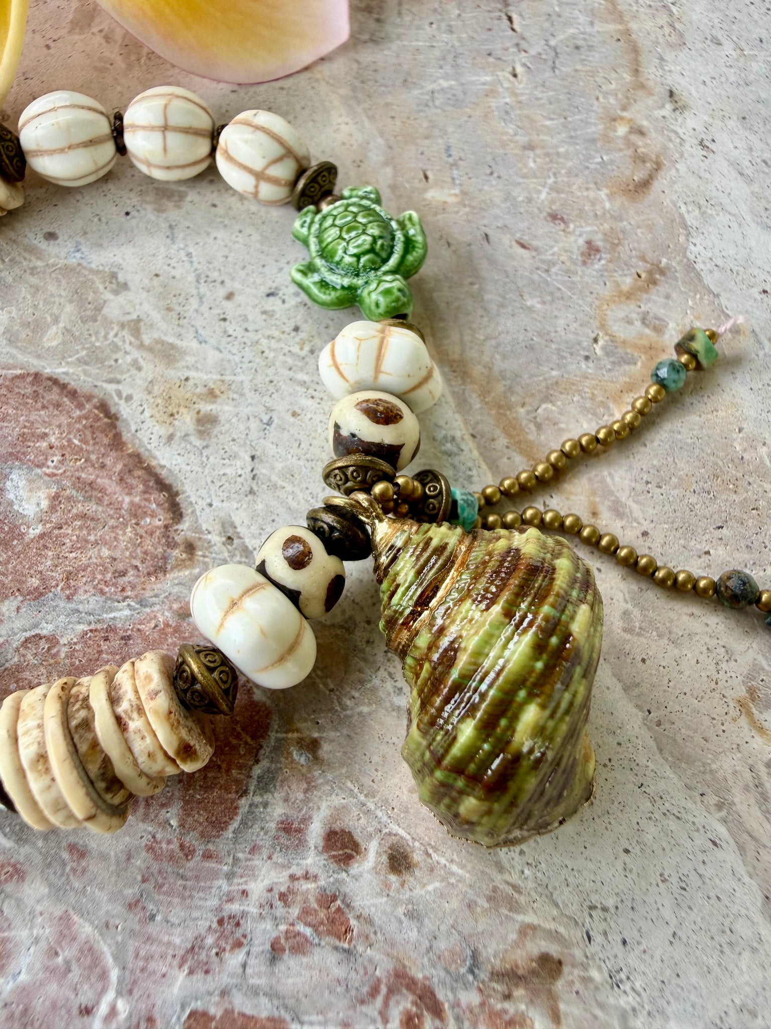 Shell Beaded Charm  Bracelet