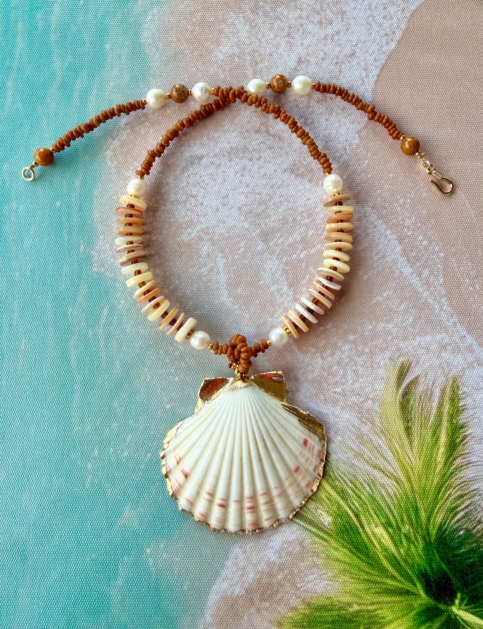 Island Shell Beach Necklace