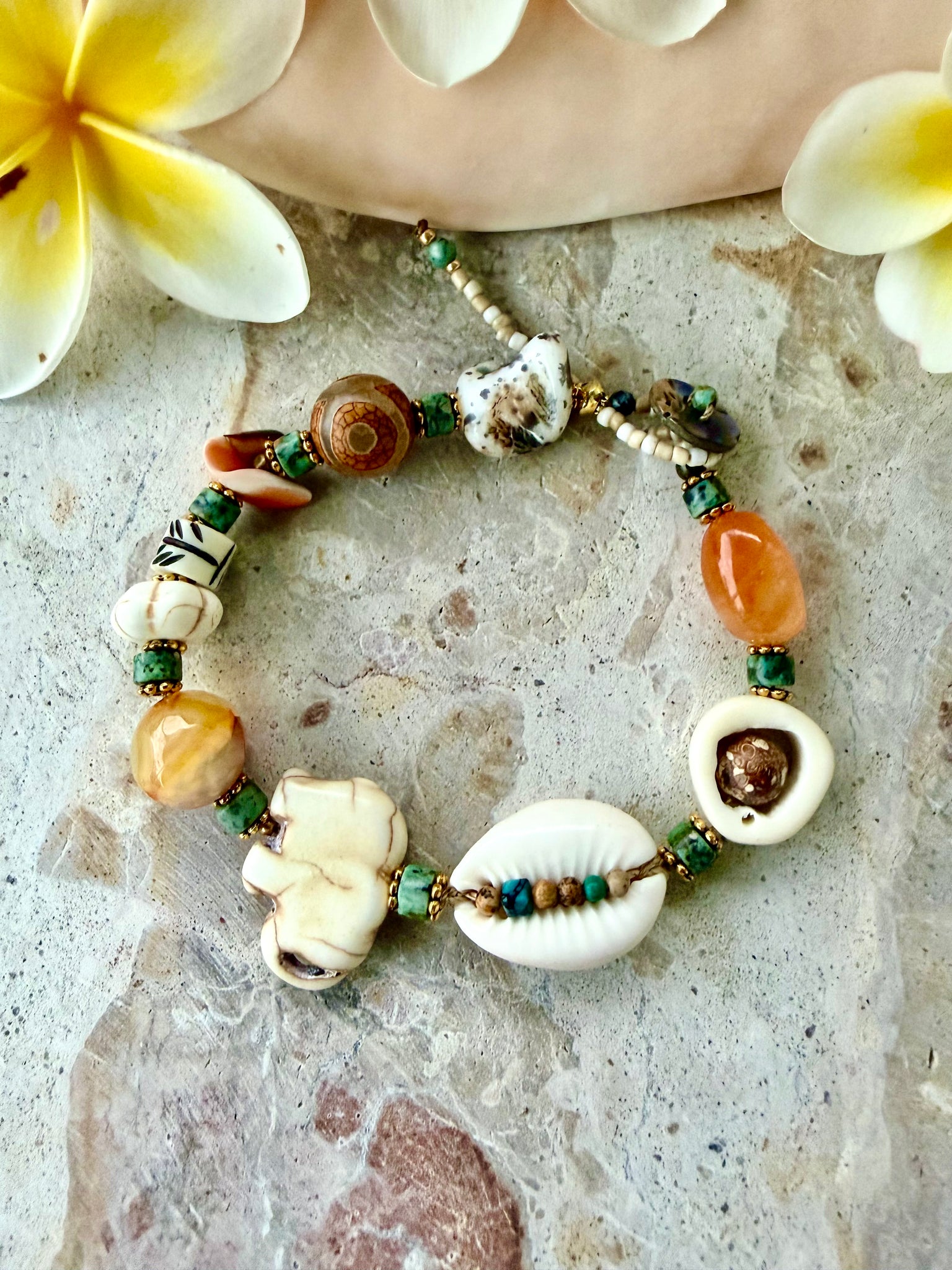 African Zanzibar Island Shell Bracelet