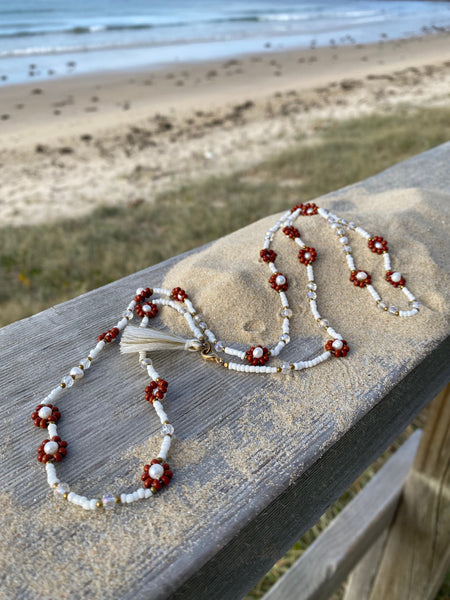 Seed Bead Daisy Chain Necklace